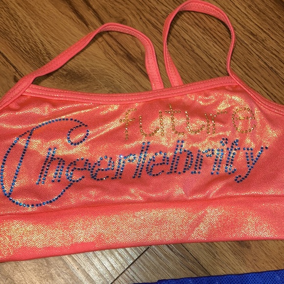 Cheer set - Picture 2 of 2